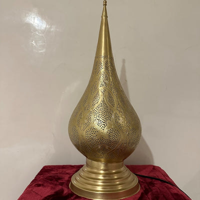 Moroccan standing Lamp – Brass with Artistic Detailing – Ideal for Elegant Spaces