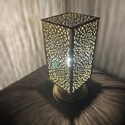 Luxurious Brass standing Lamp – Luxurious Lighting Solution for Any Space