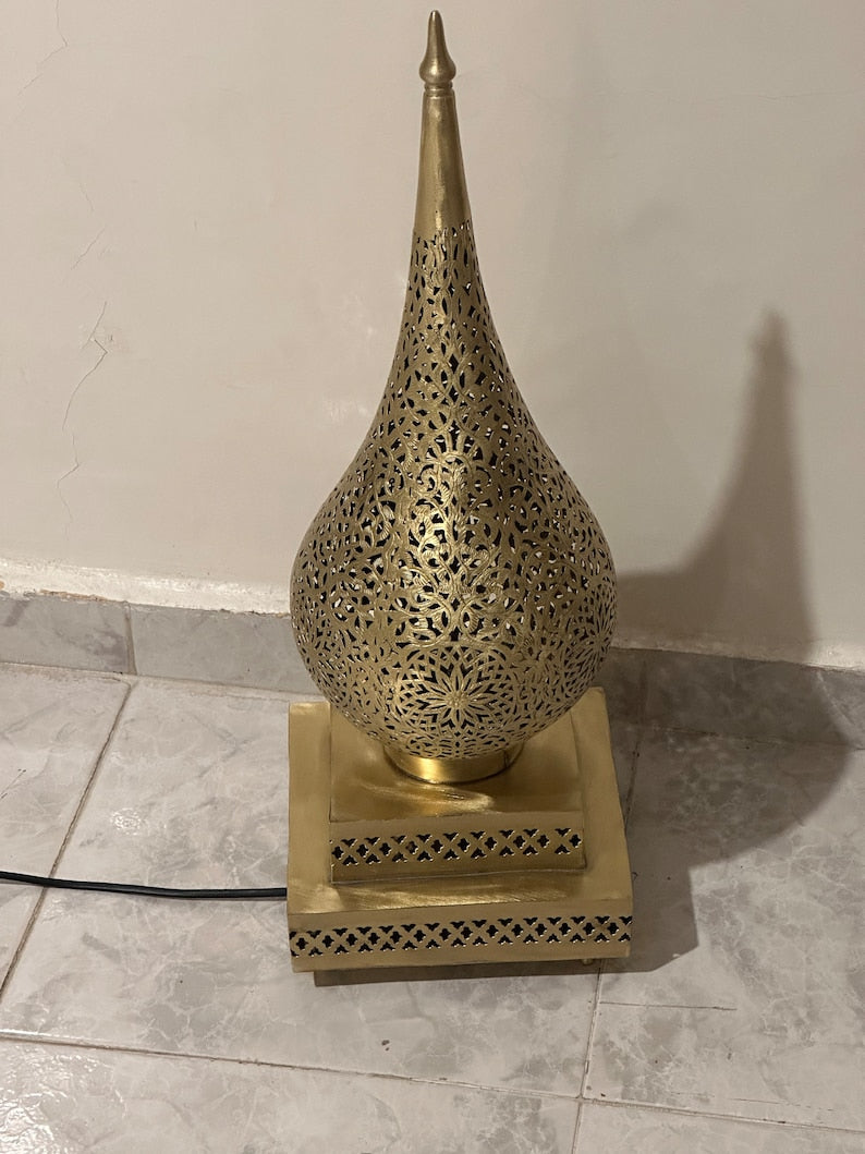 Moroccan standing Lamp – Brass Finish with Intricate Patterns – Ready to Light Up Your Space