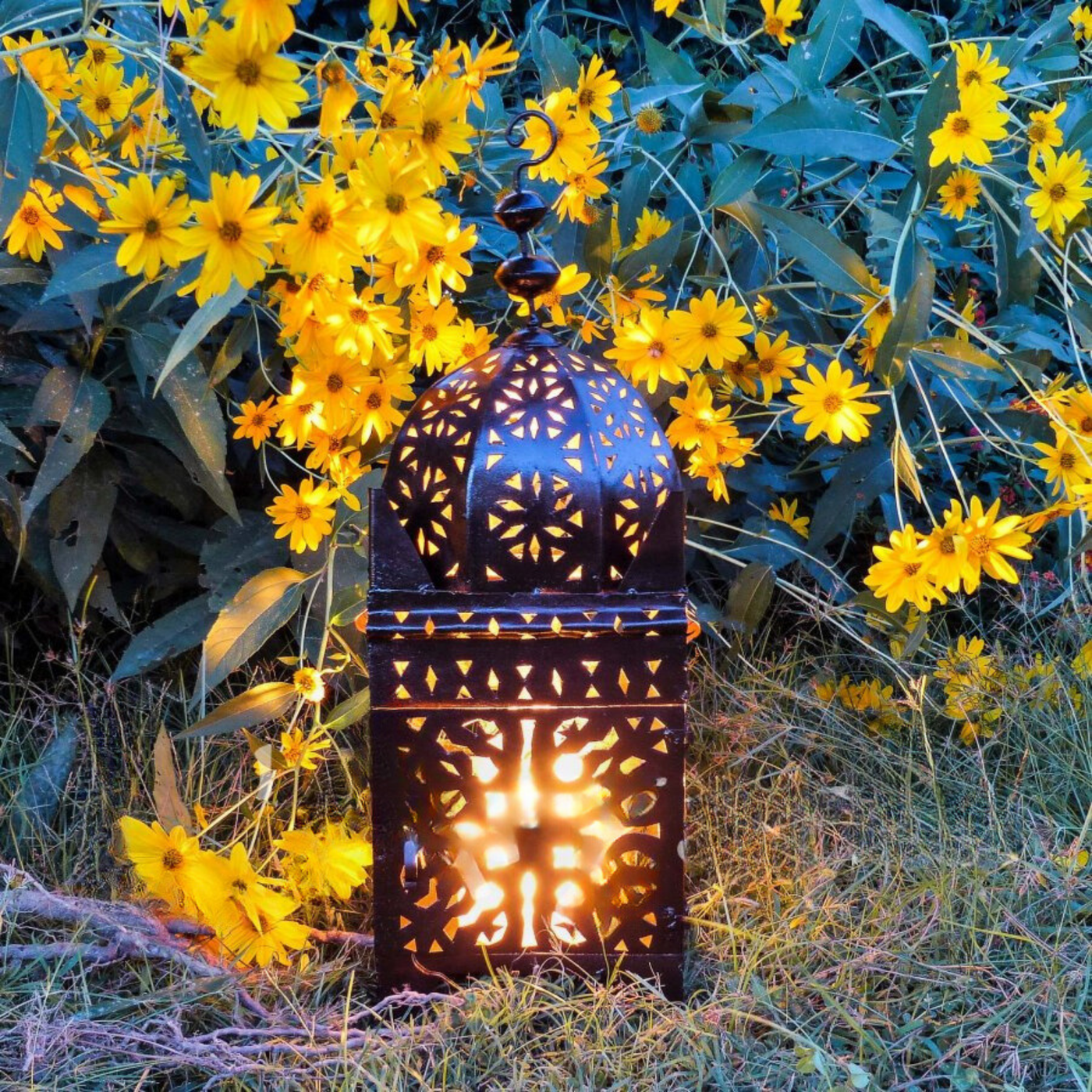 Hanging Lantern – Andalusian Style, Moroccan Design – Luxury for Indoor & Outdoor Lighting