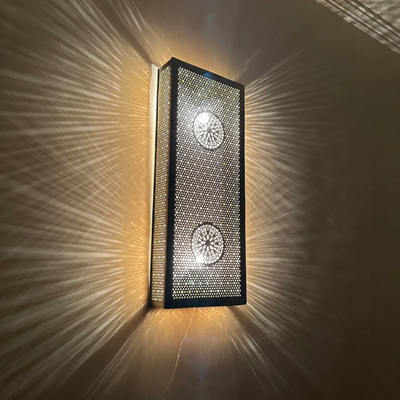 Moroccan-Inspired Wall Sconce Lamp – Antique Brass Design with Multi-Dimensional Lighting Effects