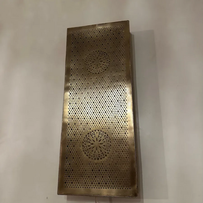 Moroccan-Inspired Wall Sconce Lamp – Antique Brass Design with Multi-Dimensional Lighting Effects