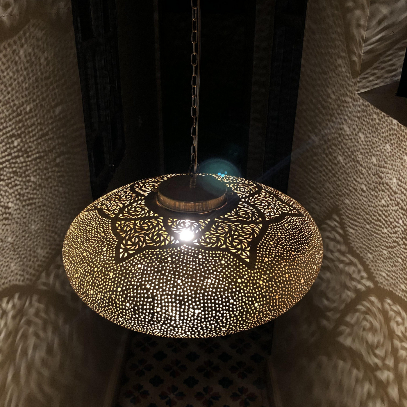 Creative Ceiling Lamp – Moroccan Hand Engraving, Romantic Design for Indoor & Outdoor Lighting Décor