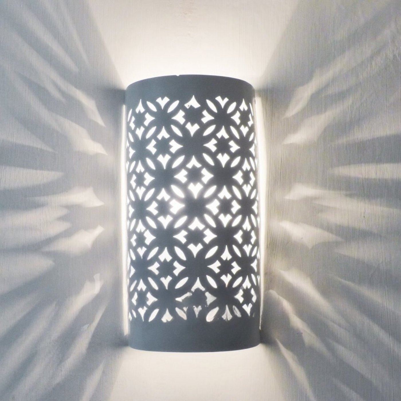 Traditional Wall Sconce Lamp with Moroccan style, Available in Black and White Iron -  Luxury for Home and Business Lighting Decoration