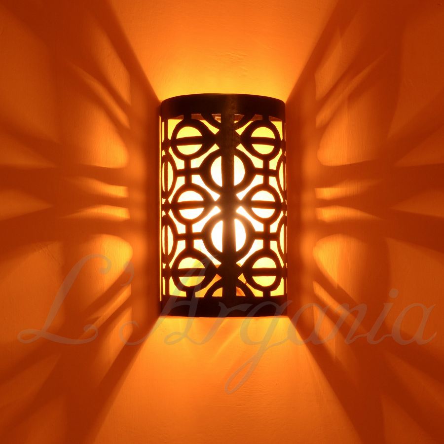 Wall Sconce Lamp with Classic design, Hand-carved with a beautiful geometric pattern, Available with White & Black Iron – Luxury for home & Business decoration