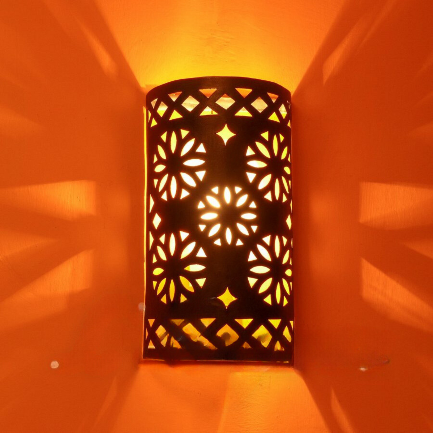 Elegant Moroccan Wall Sconce Lamp – Available in White & Black Iron