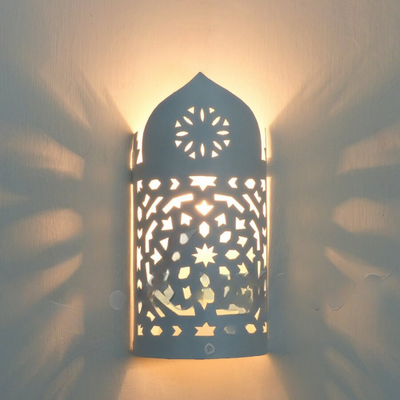 Creative Iron Wall Sconce Lamp – Arabian Style, Diffuses Beautiful Reflection, Perfect for Home & Business Décor