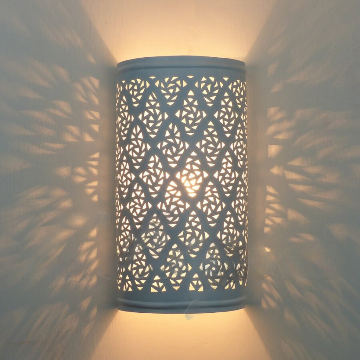 Wall Sconce Lamp, Hand-Carved with a Beautiful Geometric Pattern, Moroccan Style, Available in White & Black Iron – Luxury for Home & Business Decoration